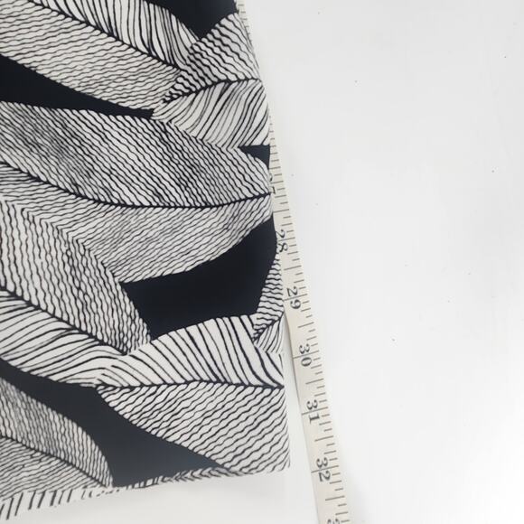 Loft Wrap Romper Womens 4 Black Fern Print Botanical Flounce Sleeve Boho Luxe - Picture 11 of 13